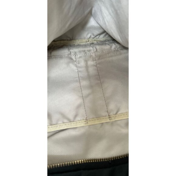 Tumi Black Backpack With Love Patch Wing Embroidery Zippered Pockets - Picture 11 of 12